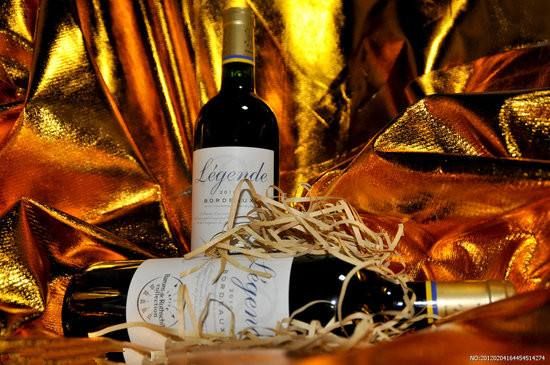 老药新用潜力如何?《自然》子刊探讨新冠治疗方案“必一”(图1) 必一